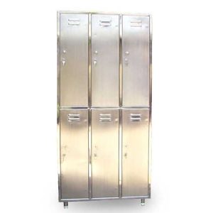 SS Garment Hanging Cabinet